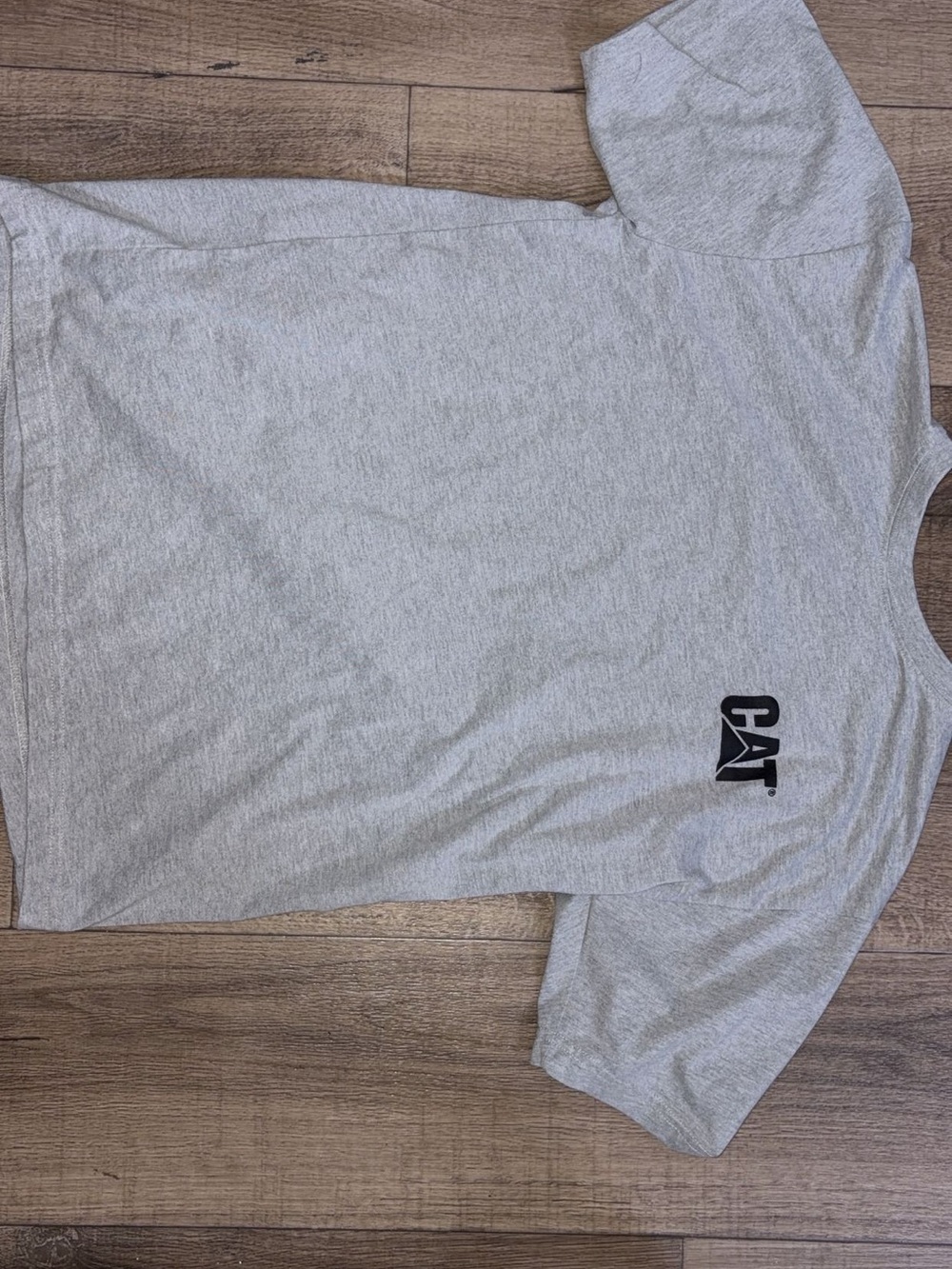 CAT Men's Gray Logo T-Shirt: new with out tags : size large